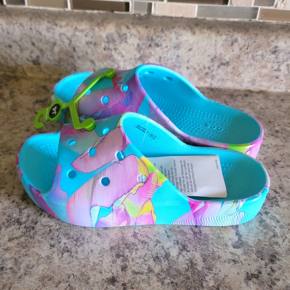 Crocs slide sandals